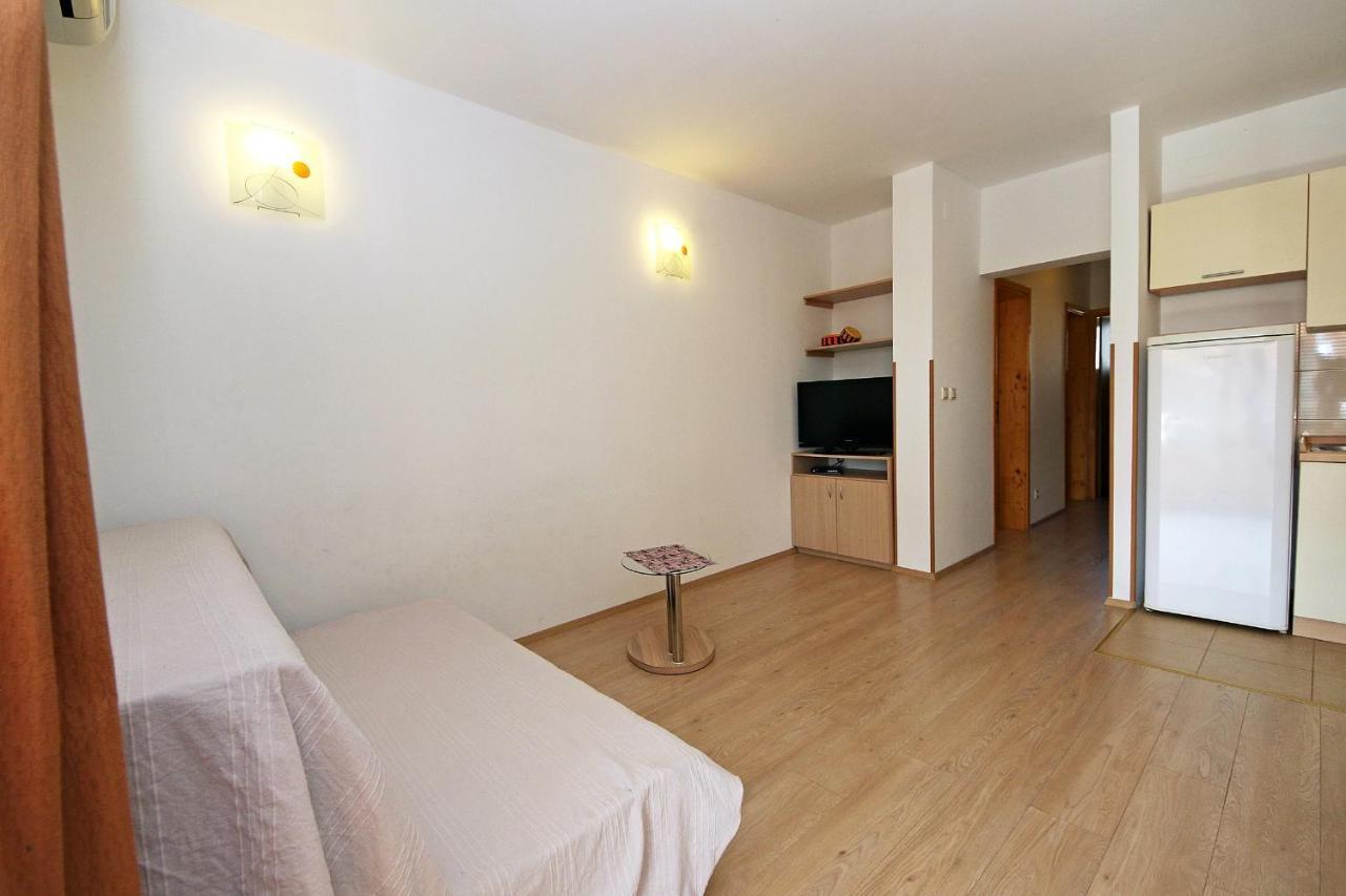 Apartments By The Sea Zaboric, Sibenik - 468 Exterior foto